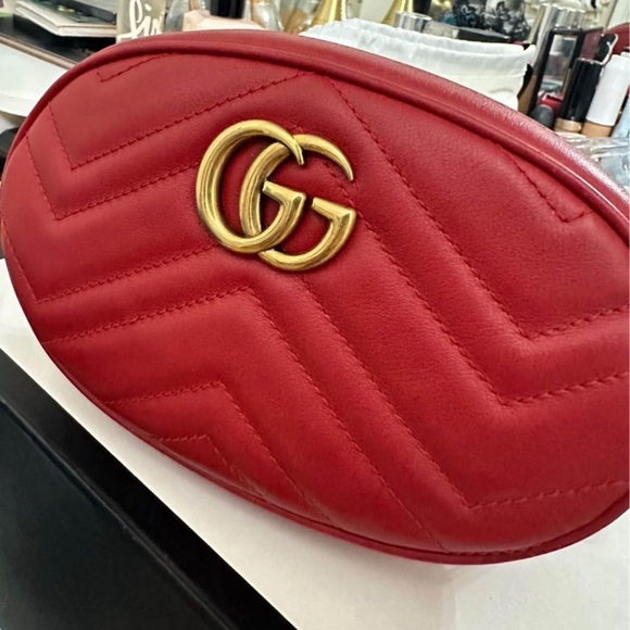 GUCCI Calfskin Matelasse GG Marmont Belt Bag sz 85/34. Vintage, Red. Fanny pack. - Picture 5 of 11